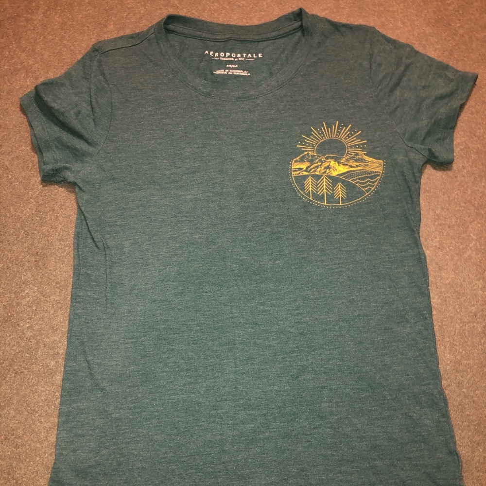Women’s Aeropostale T shirt